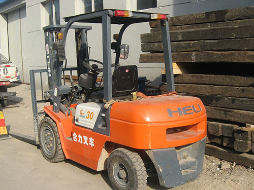 二手电动叉车技术维护保养措施讲解